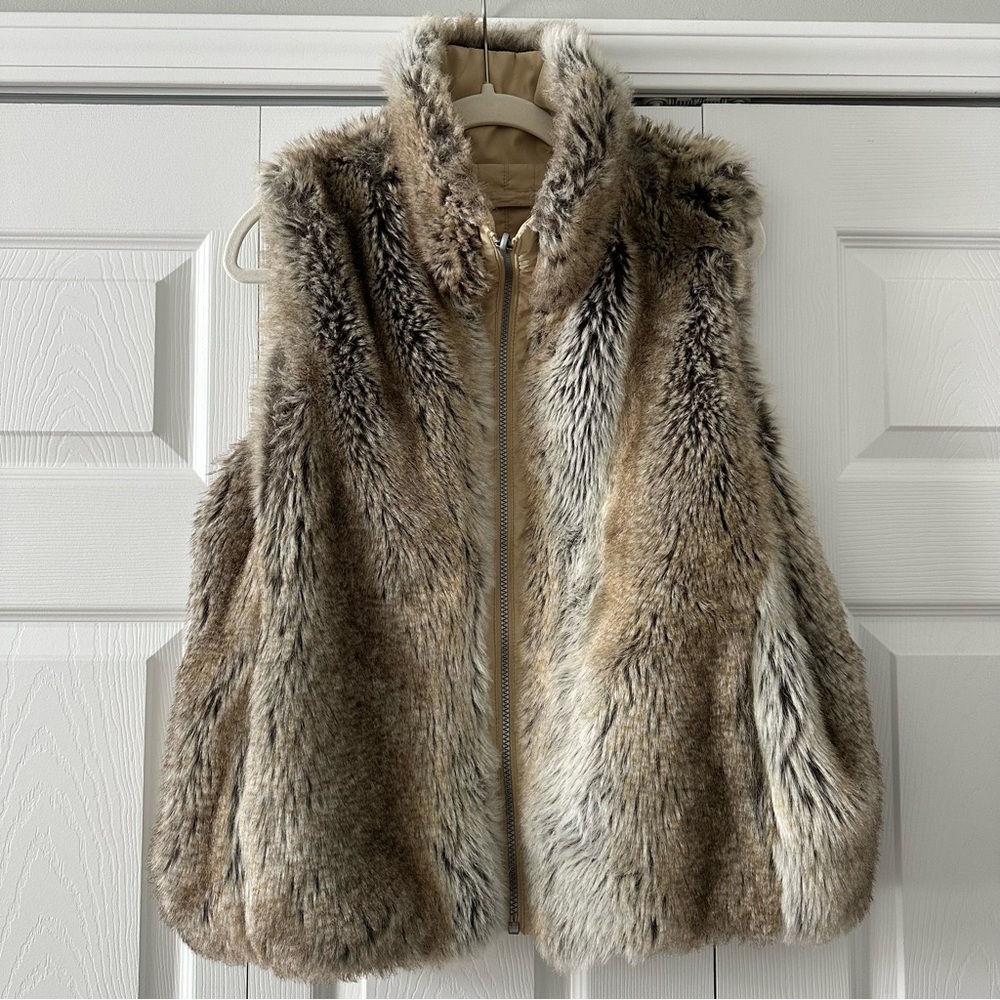 Women's Reversible Faux Fur Trim Zip Vest Animal Print Beige/Brown/Gray